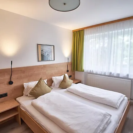 Pungg フューゲン